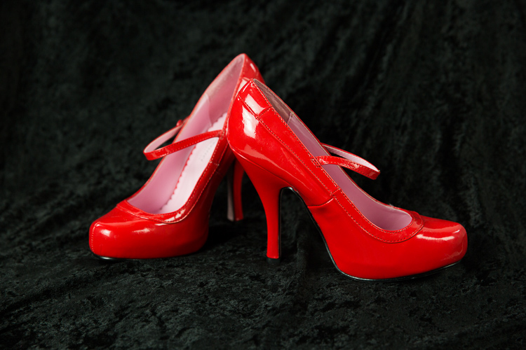 red mary jane pumps