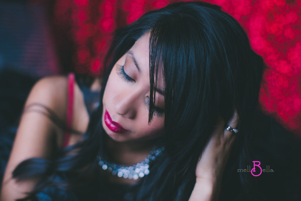 big eyes and red lips boudoir