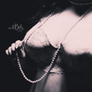 mellbella boudoir pearls in black and white