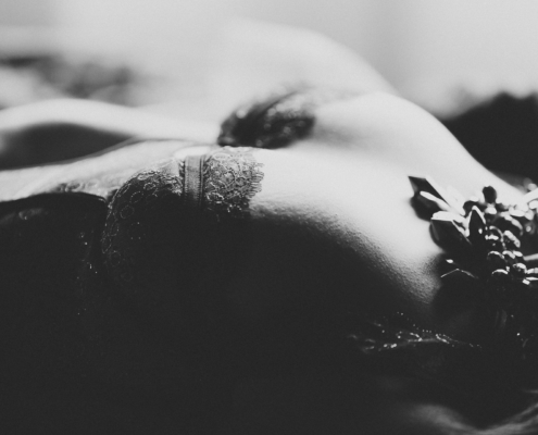 mellBella Details in Black and White